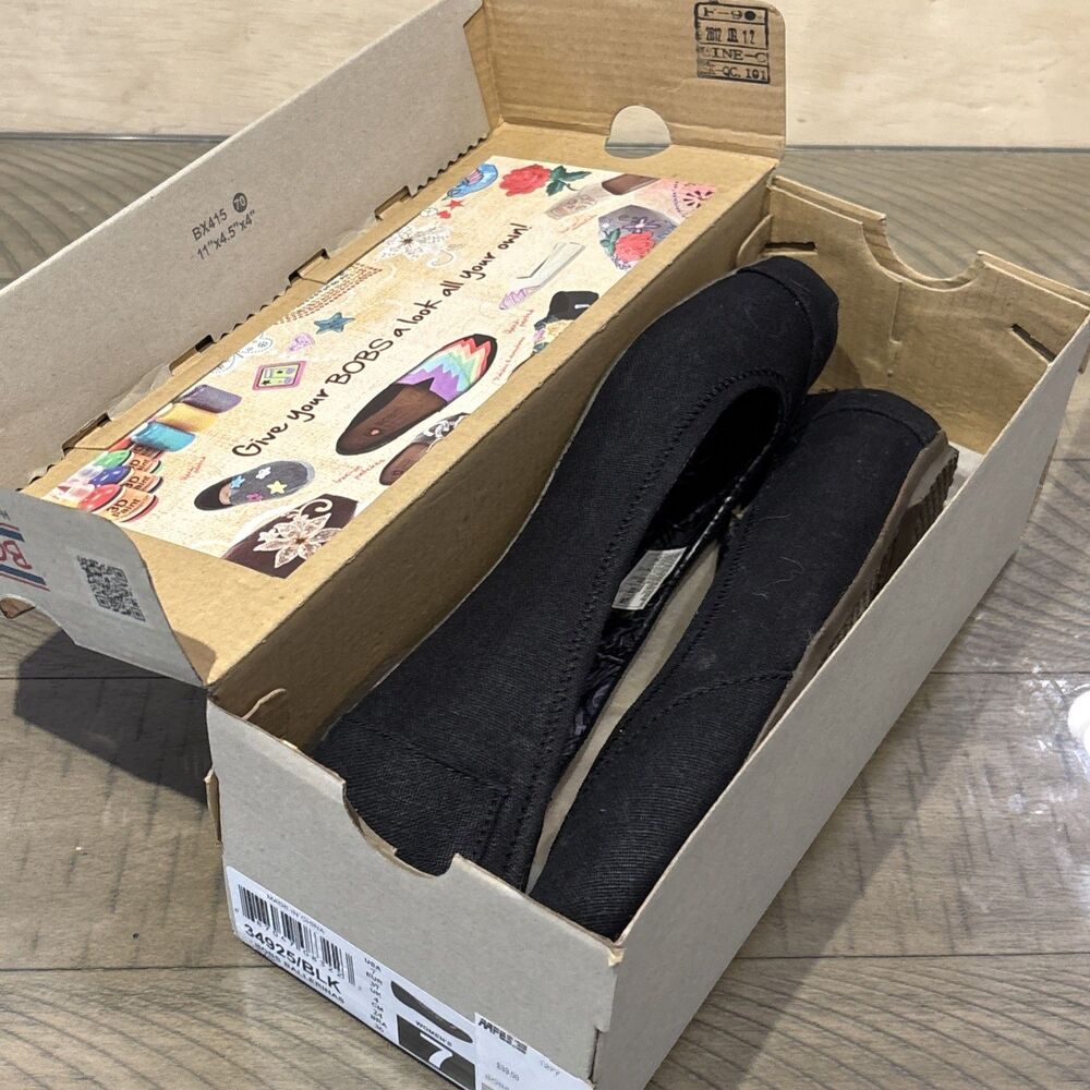 Bobs Skechers Shoes Women’s Size 7 Black Woven Slip On ballet flats